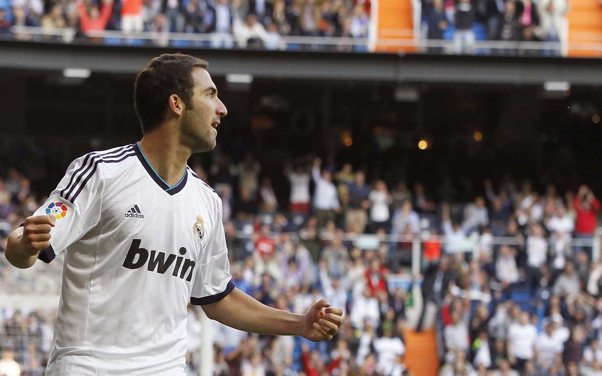 卡塞米罗揭秘皇马定位球战术，安切洛蒂的精密设计终显神威